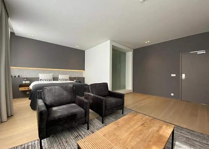 Namur Mellet